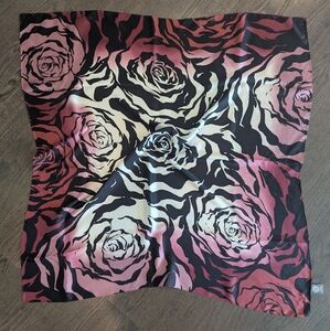 EUC Vince Camuto Beautiful Rose Patterned Silk Scarf 33" Square